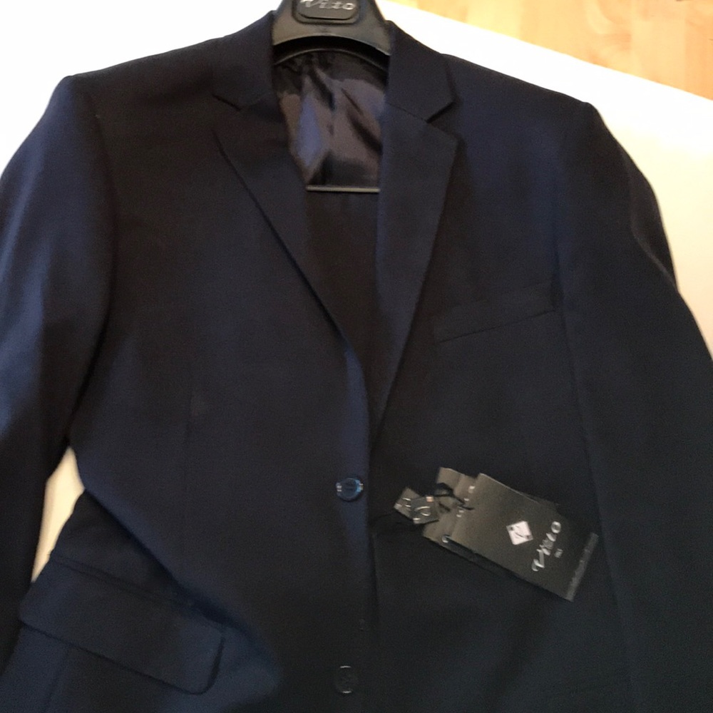 Vitto Italian Suit NWT